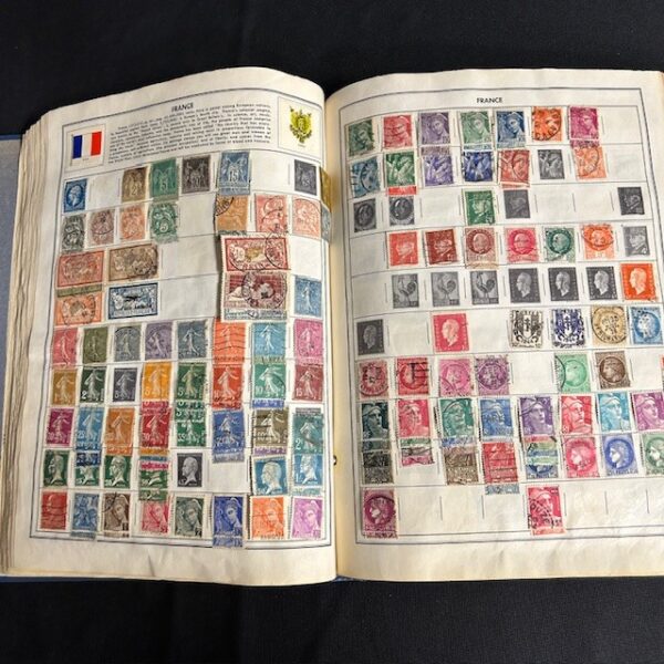 VTG Postage Stamps of the World Album