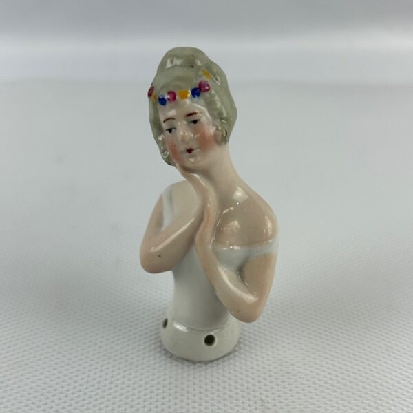 VTG Pin Doll