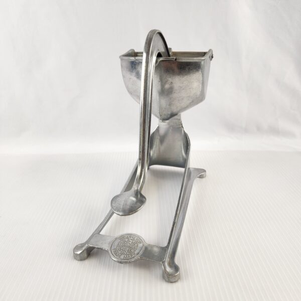 VTG Wear-Ever Citrus Juicer