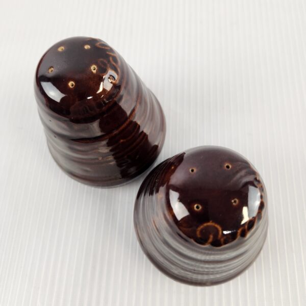 VTG Marcrest Daisy & Dot Stoneware Salt & Pepper Shakers