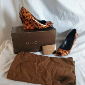 Gucci Tortoiseshell Wedges