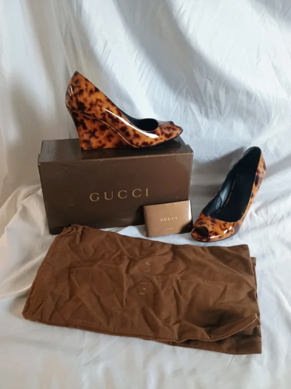 Gucci Tortoiseshell Wedges