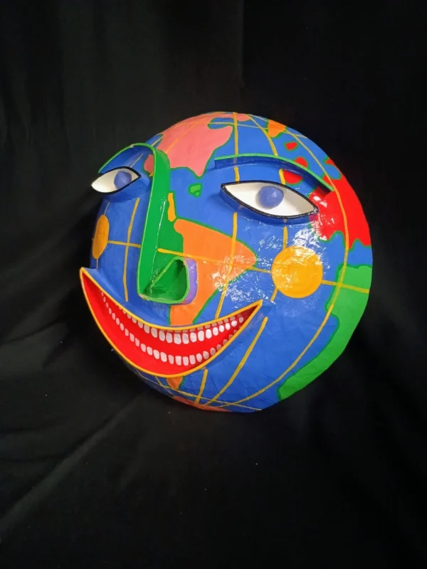 VTG Gina Truex Smiling Earth Face Mask