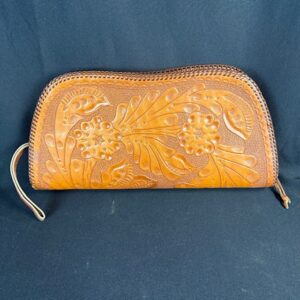 Clothes & Accessories