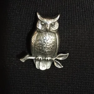 Rare VTG Silver Pendant by James Avery