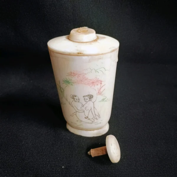 VTG Asian Ivory Erotic Snuff Bottle